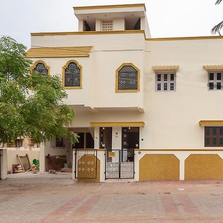 Hotel OYO 36626 Eden Residency Madurai Exterior foto